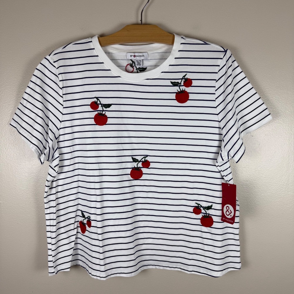 89th & Madison Women's XL Top White Navy Striped Embroidered Tomato Preppy NEW
